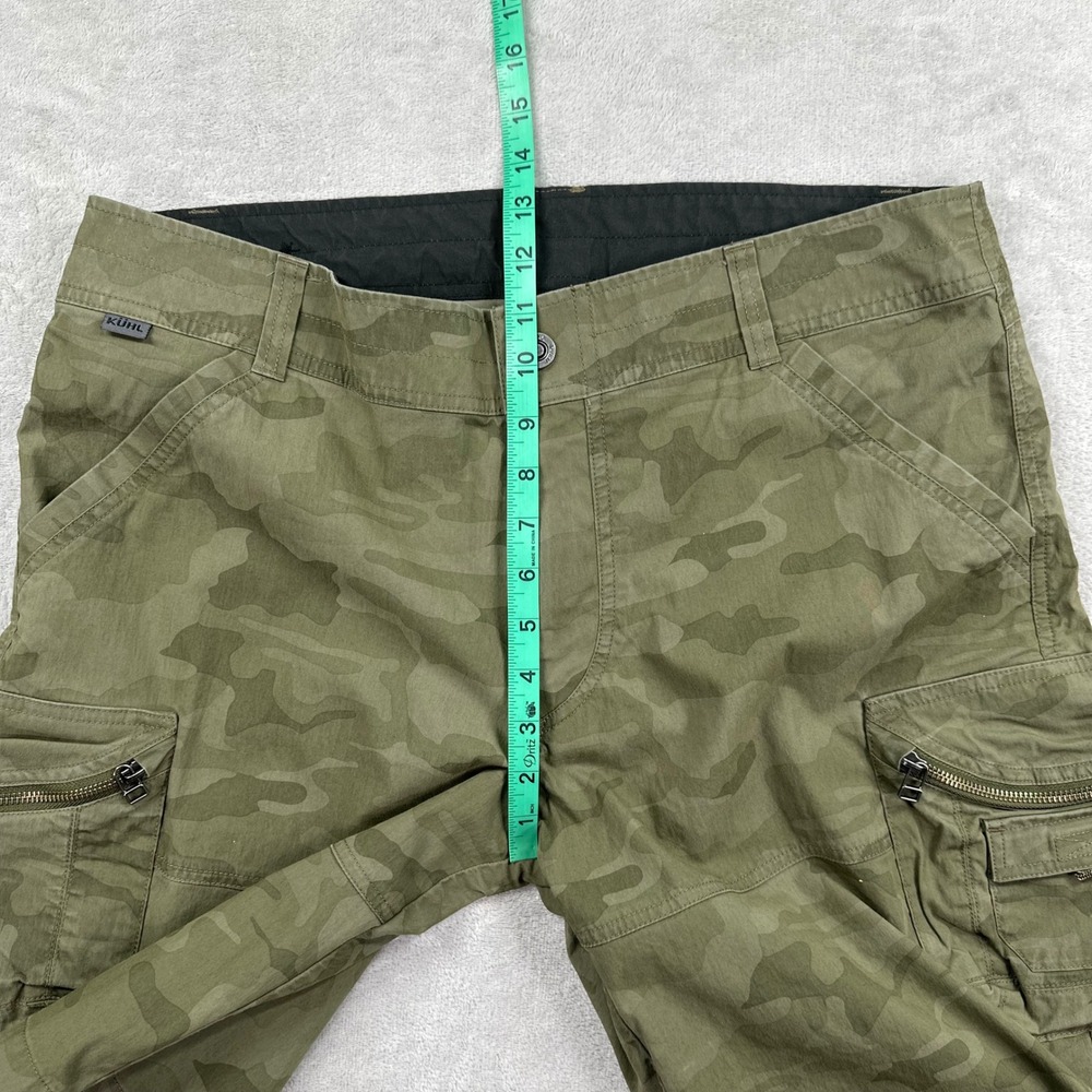 Kuhl Cargo Shorts Mens 36 Green Camo Vintage Patina Dye Hiking Outdoors Utility - Picture 8 of 11